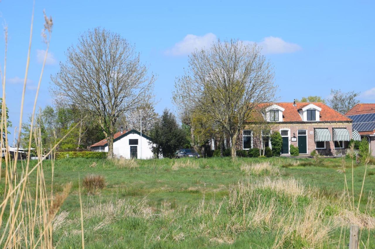 Huisje Onder De Linden Munnekeburen Esterno foto